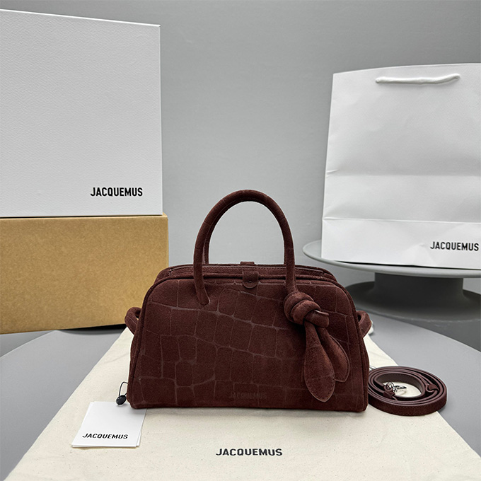 jacquemus le turismo leather handbag